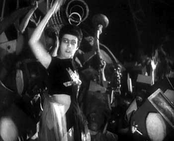 Aelita se range aux cotés des esclaves opprimés - Aelita