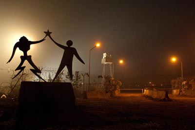 District 9 - District 9