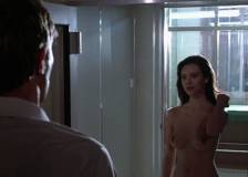 ©1985 London-Cannon Films - Lifeforce - L'étoile du mal (Lifeforce)