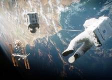 ©2013 Warner Bros. - Gravity (Gravity)