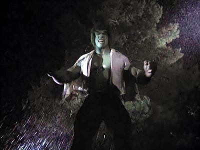 ... le transformant en Hulk - L'incroyable Hulk (The Incredible Hulk)