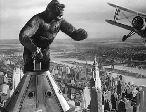 Une histoire qui se termine au sommet du plus haut gratte-ciel d'Amérique - King Kong