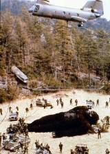 ©1986 De Laurentiis Entertainment Group - King Kong 2 (King Kong Lives)