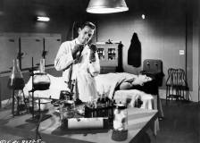 ©1957 Columbia Pictures - Le pénitencier de la peur (The Man Who Turned to Stone)