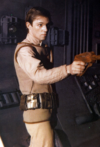 Shad part à la recherche de mercenaires - Les mercenaires de l'espace (Battle Beyond the Stars)