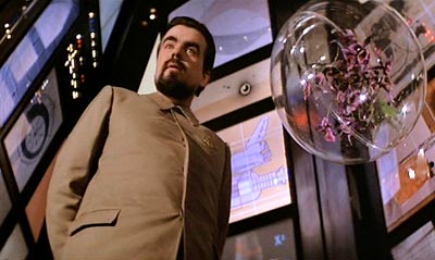 Drax se prendrait-il pour Dieu ? - Moonraker