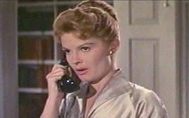 Hélène prévient François du drame - La mouche noire (The Fly)