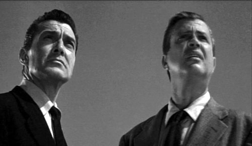 Stevens et Garth, deux enquêtes en parallèle - Le Monstre des profondeurs (The Phantom from 10,000 Leagues)