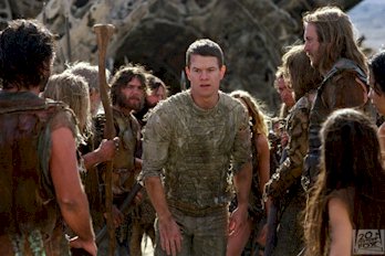 Les humains voient en Léo le sauveur de leur race - La planète des singes (Planet of the Apes)