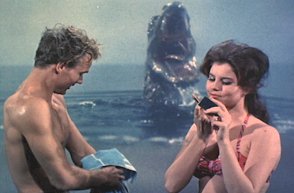 The monster attacks - Reptilicus
