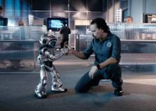 ©2013 Arad Productions - Robosapien: Rebooted (Robosapien: Rebooted)