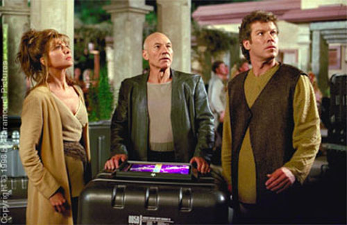 Piccard joue du côté des Ba'ku - Star Trek : insurrection (Star Trek: Insurrection)