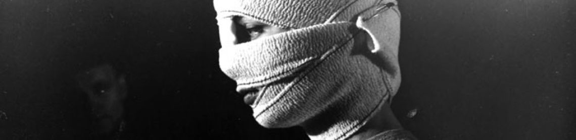 Les yeux sans visage