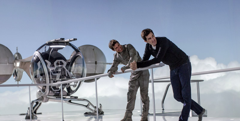 Tom Cruise et Joseph Kosinski sur le tournage - Oblivion
