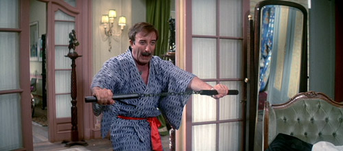 L'entrainement en toute circonstance - Quand la panthère rose s'emmêle (The Pink Panther Strikes Again)