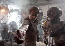 © 2013 Dark Sky Films - Frankenstein's Army (Frankenstein's Army)