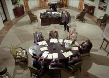 ©1977 Allied Artists Pictures - L'ultimatum des trois mercenaires (Twilight's Last Gleaming)